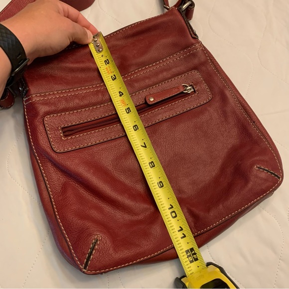 Fossil crossbody, Red, EUC - Picture 6 of 7